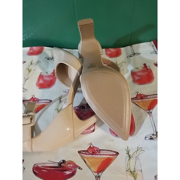 Strappy Pointed Toe Heels Size 11 Tan NEW - Picture 3 of 6